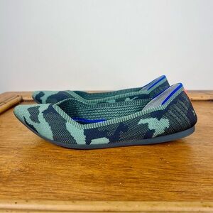 Rothy’s The Point Women’s Olive Green Camo Flats Size 7.5
